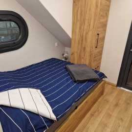 Hausboot Schlafraum mit Einzelbett